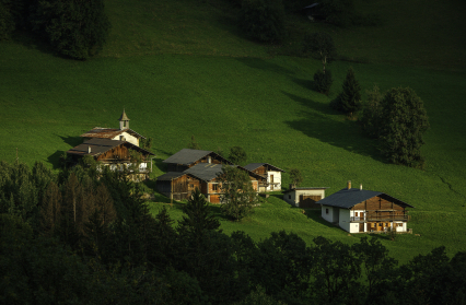 Hameau et chapelle de Saint Sauveur, Beaufortain, Savoie